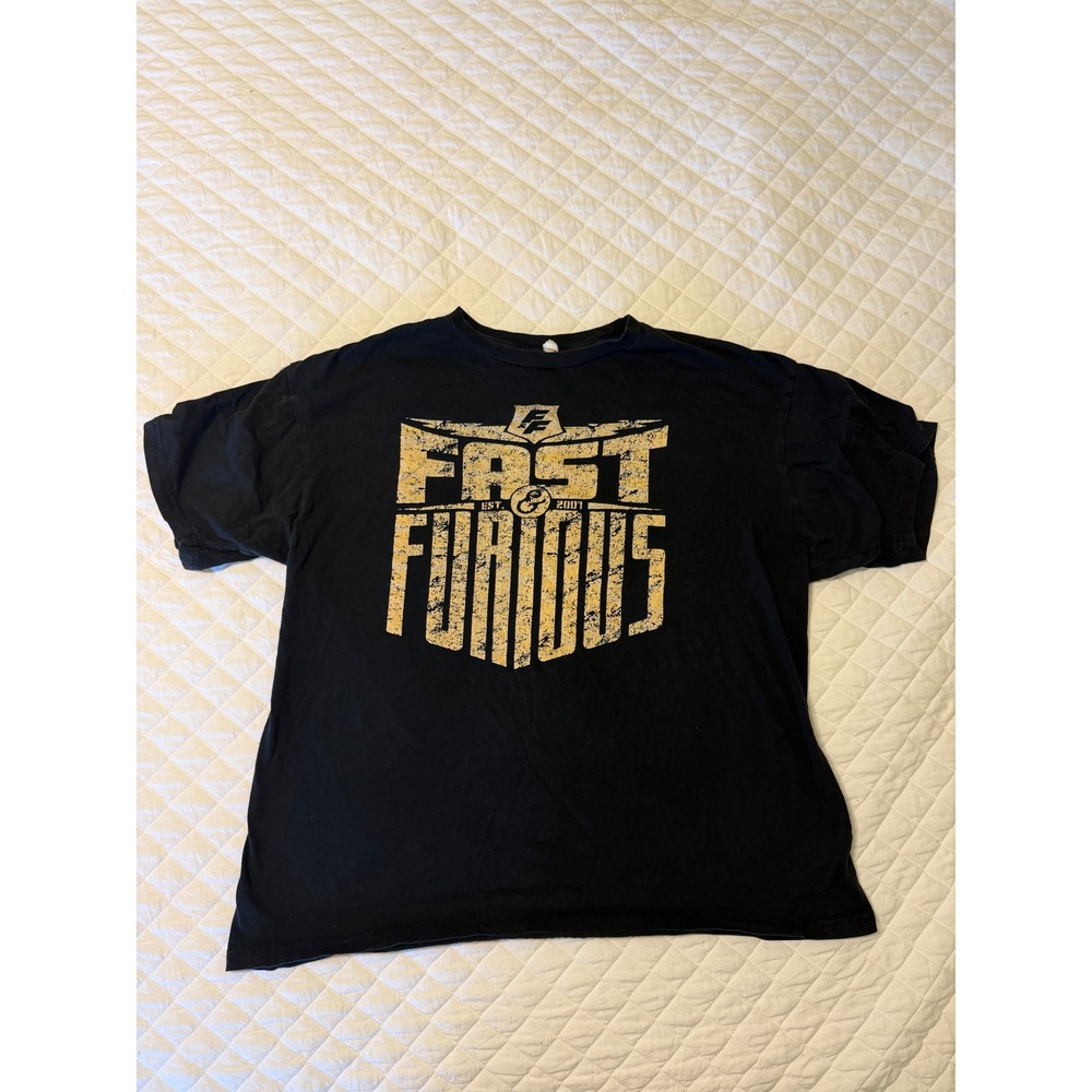 Universal Studios Fast and Furious Graphic T-Shirt Mens Black Distressed Logo XL